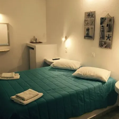 Evagelia's Place 3*