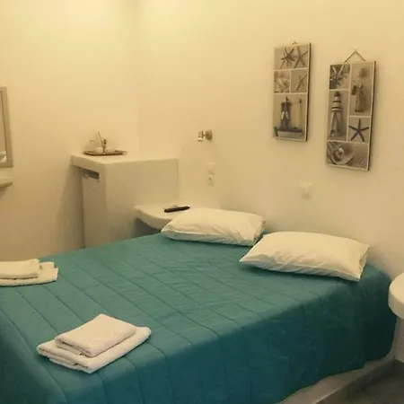 Апарт-отель Evagelia's Place 3*