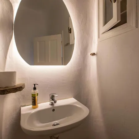 Апарт-отель Evagelia's Place 3*